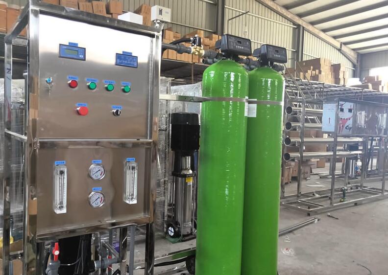 石家莊小學(xué)2噸反滲透純凈水設(shè)備